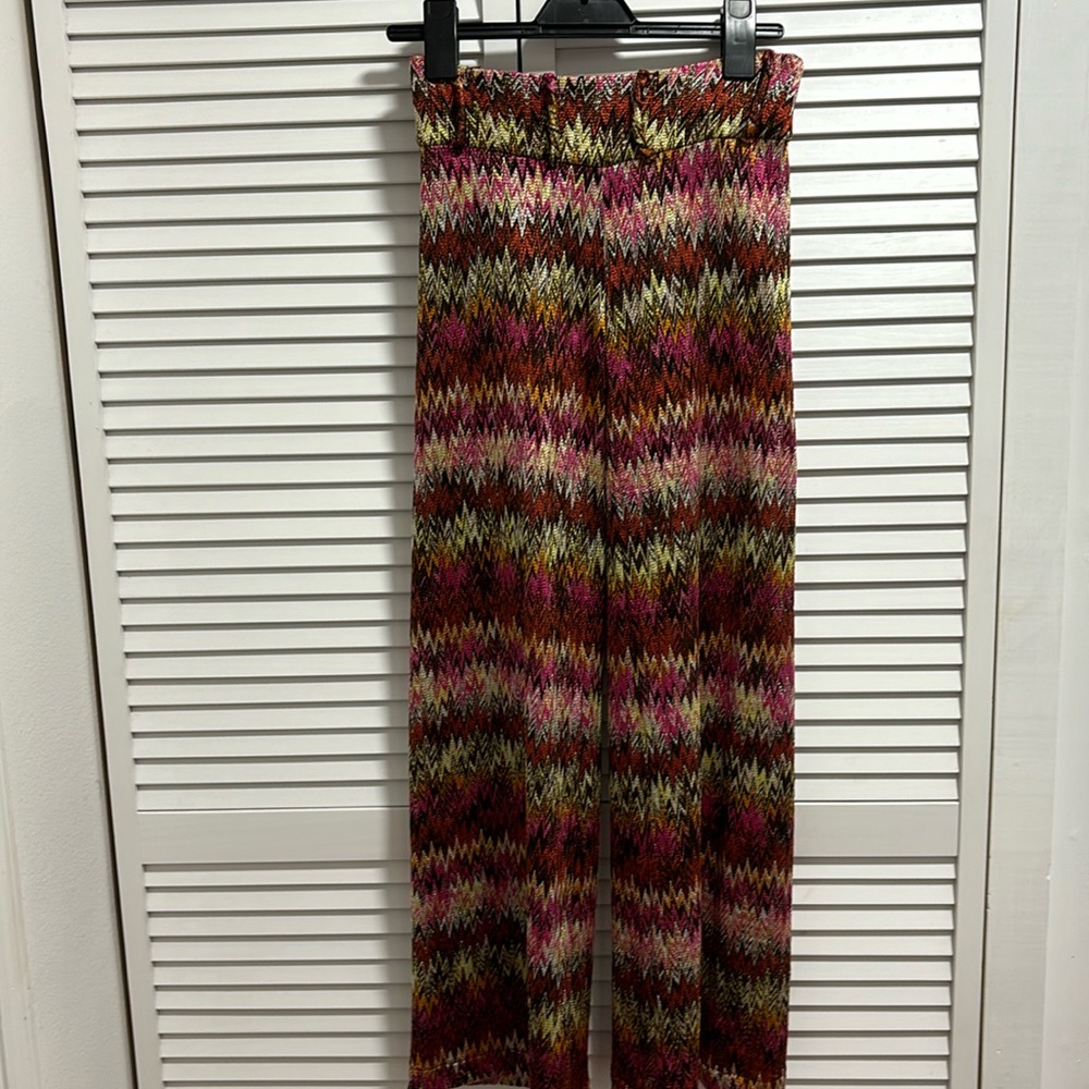 XSmall , mess like pant , back zipper